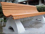 Бетонные скамейки с сиденьем из лиственницы СБл-2-2 / Краснодар